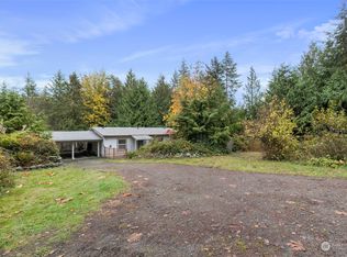 400 Lemmon Rd, Port Angeles, WA 98362