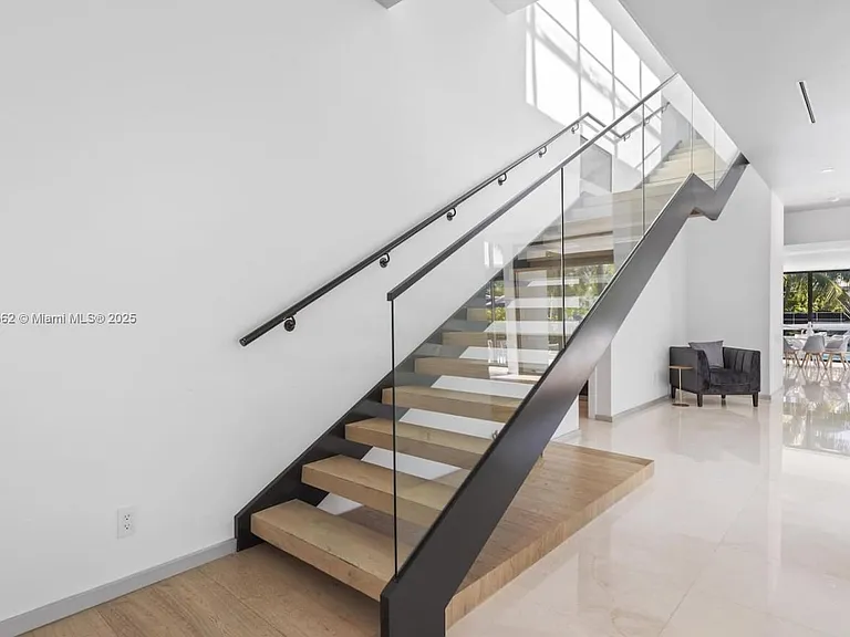 418 Sunset Dr — Photo 27
