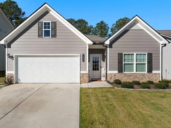 225 Sycamore Dr, Calhoun, GA 30701