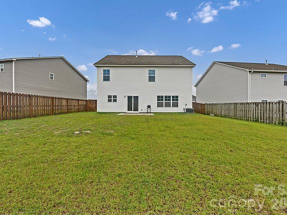 3rd image of 102 Calming Creek Way
