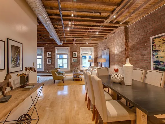 Sold by Sotheby's International Realty | media 4