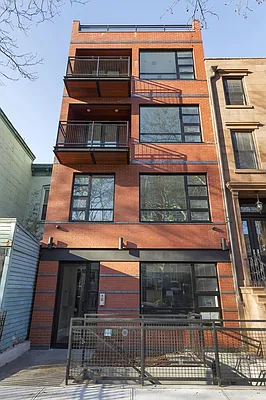 Sold by Corcoran | media 24