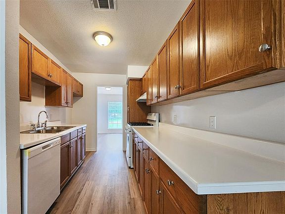 3rd image of 4405 Stansel Dr #1