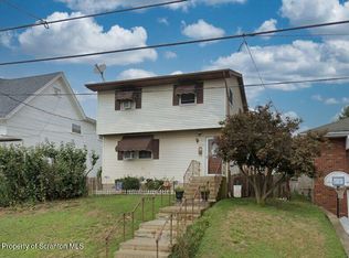 1438 Hawthorne St, Scranton, PA 18504