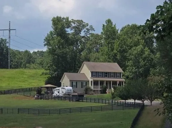 84 Ratcliff Dr, Dawsonville, GA 30534