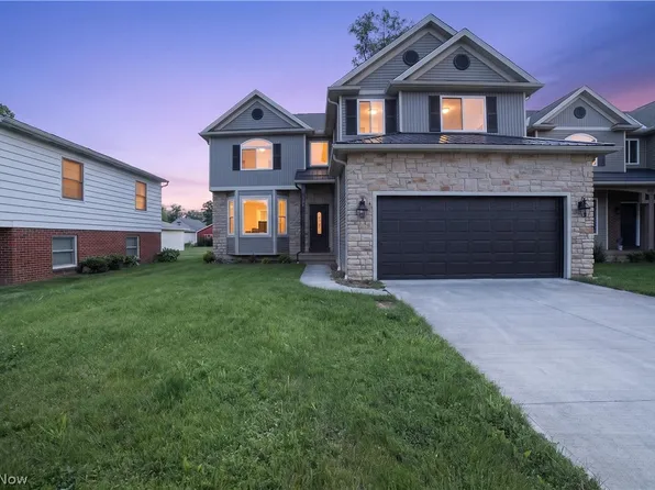 487 Parkside Dr, Bay Village, OH 44140