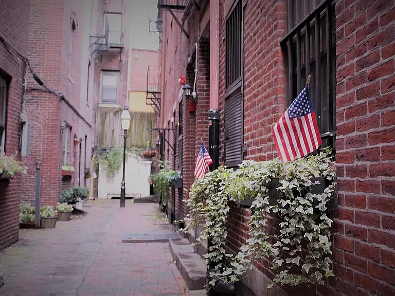 5 Champney Pl #2 — Photo 1