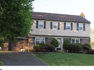 2645 Pioneer Rd, Hatboro, PA 19040