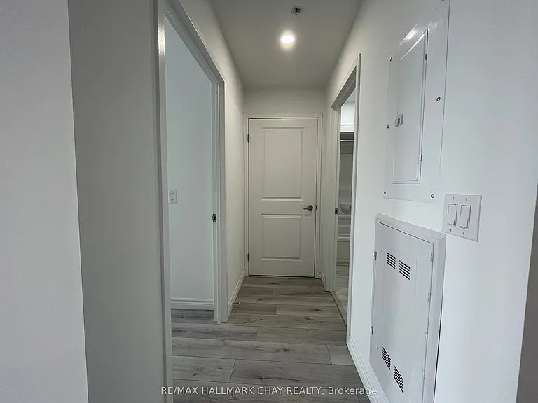 30 Hanmer St W #203 — Photo 20