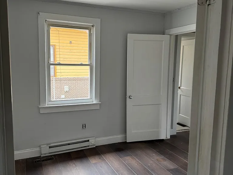 1211 Wright St — Photo 2