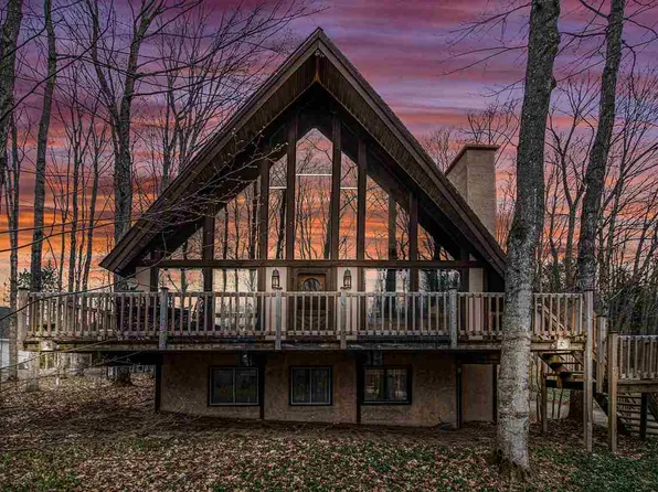 210 Stags Run, Harbor Springs, MI 49740