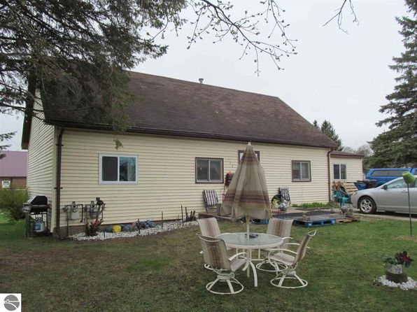 Lake Cadillac Cadillac Real Estate 53 Homes For Sale Zillow