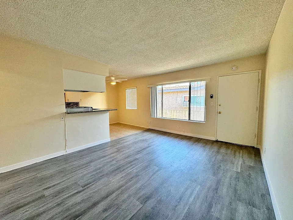 1740 Freeman Ave.