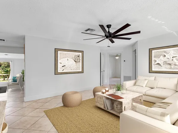 607 Skylake Drive, West Palm Beach, FL 33415