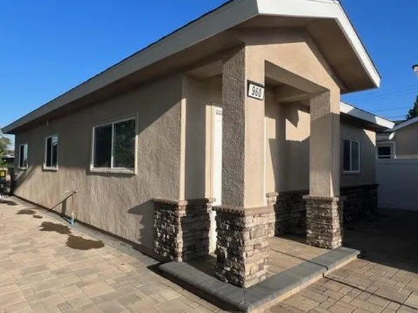 960 N Shaffer St, Orange, CA 92867