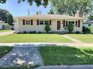620 Marcella Ave, Combined Locks, WI 54113