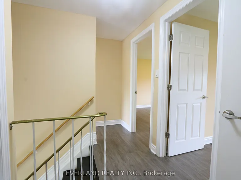 59 Brimorton Dr — Photo 5