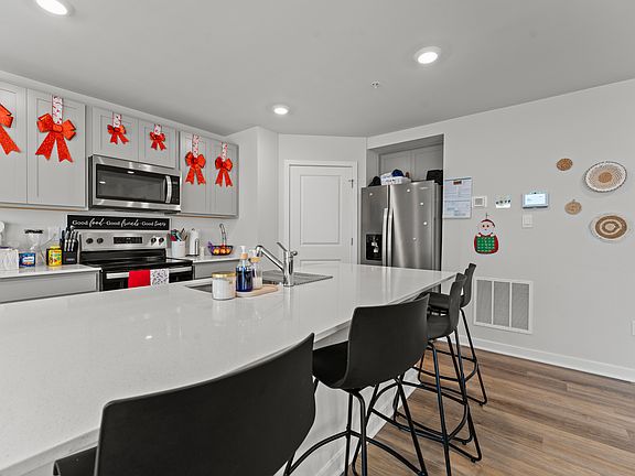 2nd image of 140 Wood Walk Ave