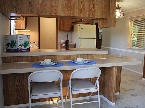 Breakfast Bar
