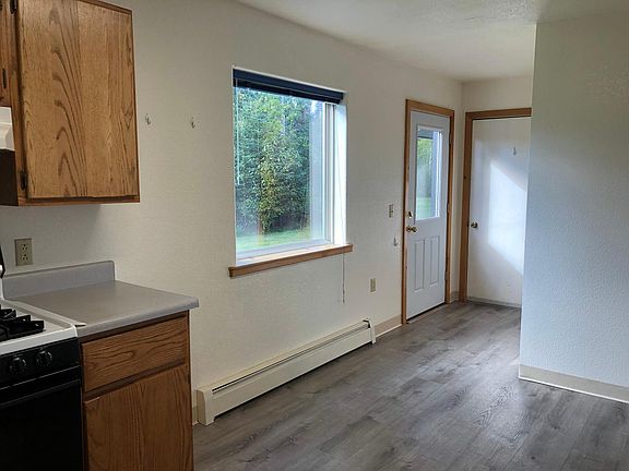 Kitchen to Patio, Garage, Bathroom