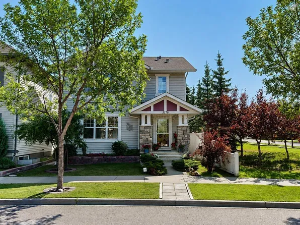 3176 Trelle Loop NW, Edmonton, AB T6R 0A2