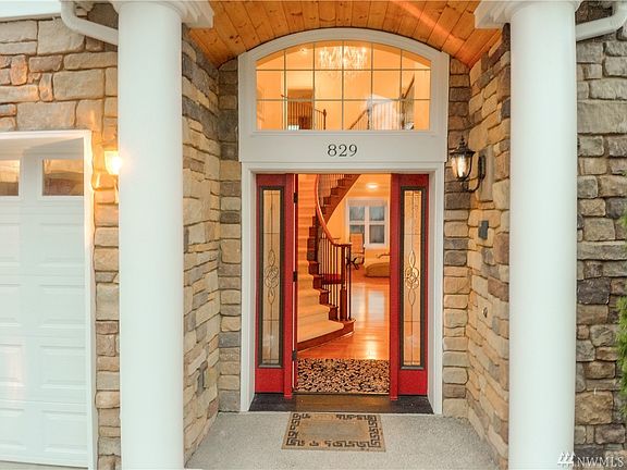 Energy efficient, premium quality ICF construction. The stronger thicker exterior walls create a super quiet and comfortable liv