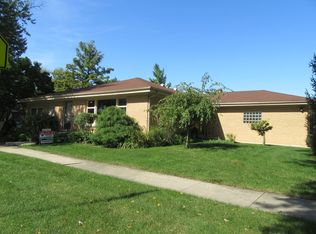 201 W Jackson St, Elmhurst, IL