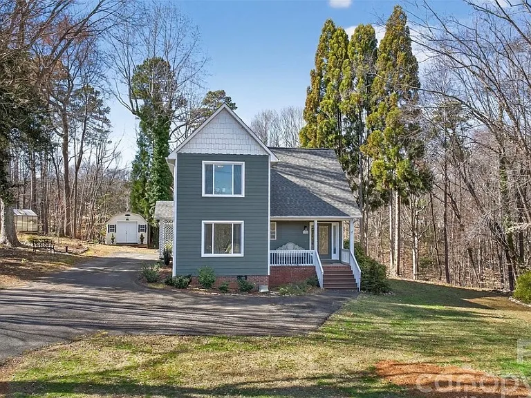 1665 Sherwood Ct — Photo 1