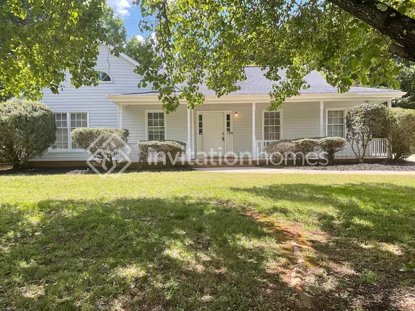 11634 Charnwood Ct, Charlotte, NC 28277