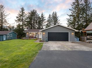 4063 NE 43rd St, Neotsu, OR 97364
