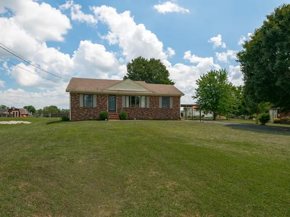 335 Pleasant Hill Dr, Harrodsburg, KY 40330