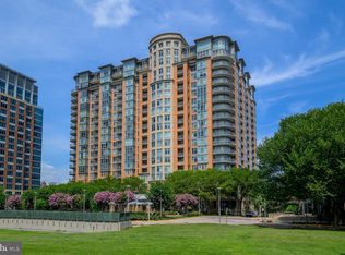 8220 Crestwood Heights Dr APT 1009, Mc Lean, VA