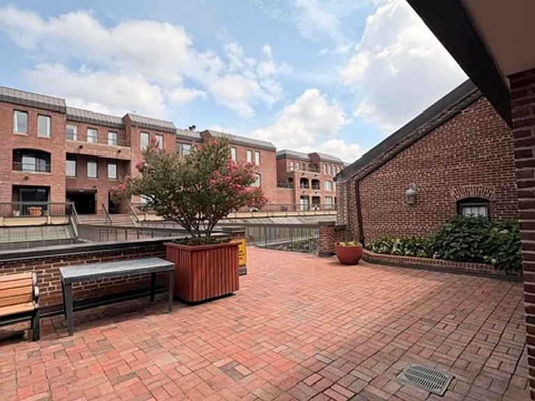 3225 Grace St NW #208 — Photo 23