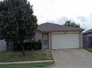 5903 King William Dr, Arlington, TX 76018