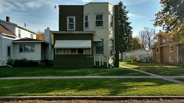 1143 Lincoln St photo 1