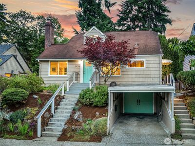 5725 39th Avenue NE, Seattle, WA, 98105