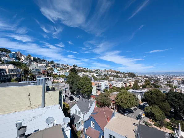 295-299 Corbett Ave, San Francisco, CA 94114