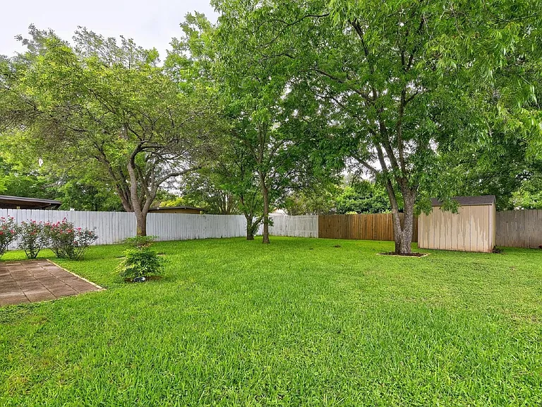 5010 Joshua Ct — Photo 24