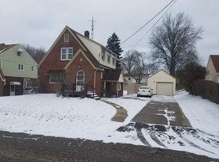 4425 Baunach St NW, Canton, OH 44708