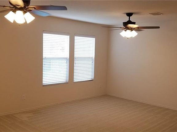 3rd image of 8108 Stowe Springs Ln
