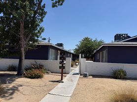 501 Commercial Ave, Ridgecrest, CA