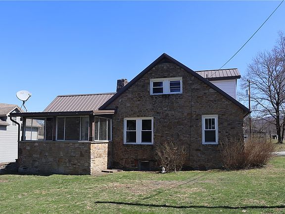 3rd image of 873 Nature Run Rd