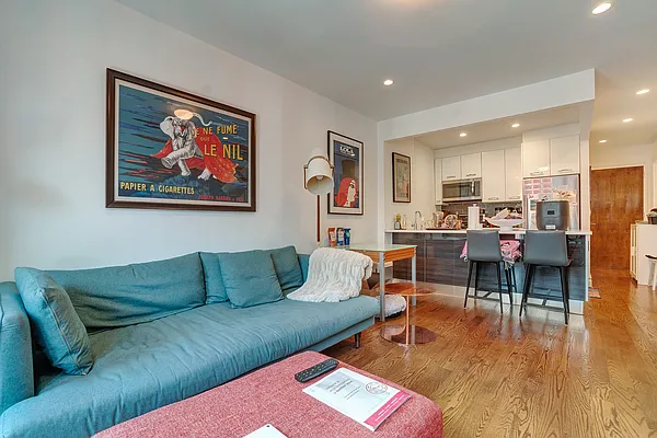 Rented by Compass | media 14