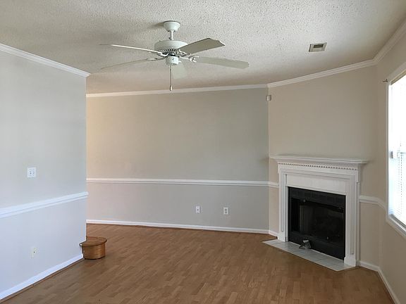 2nd image of 3923 Sterling Pointe Dr Unit Mm8