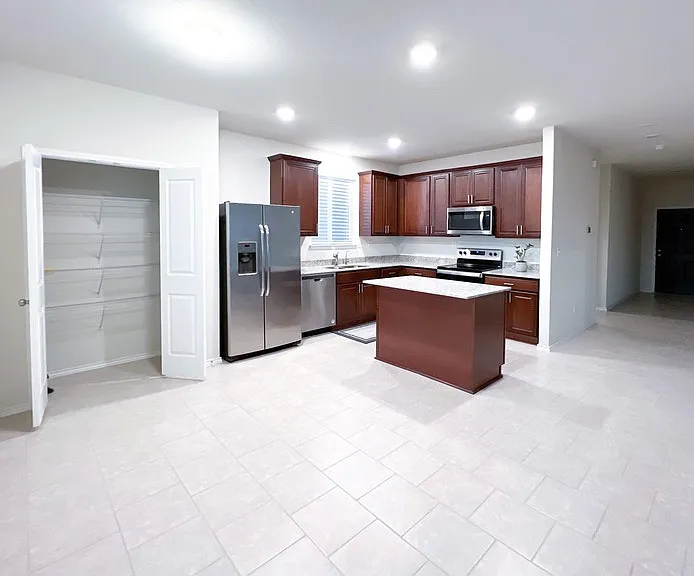 7029 Lions Park — Photo 9