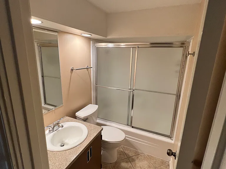 5918 Lago Vista Way #D-34 — Photo 18