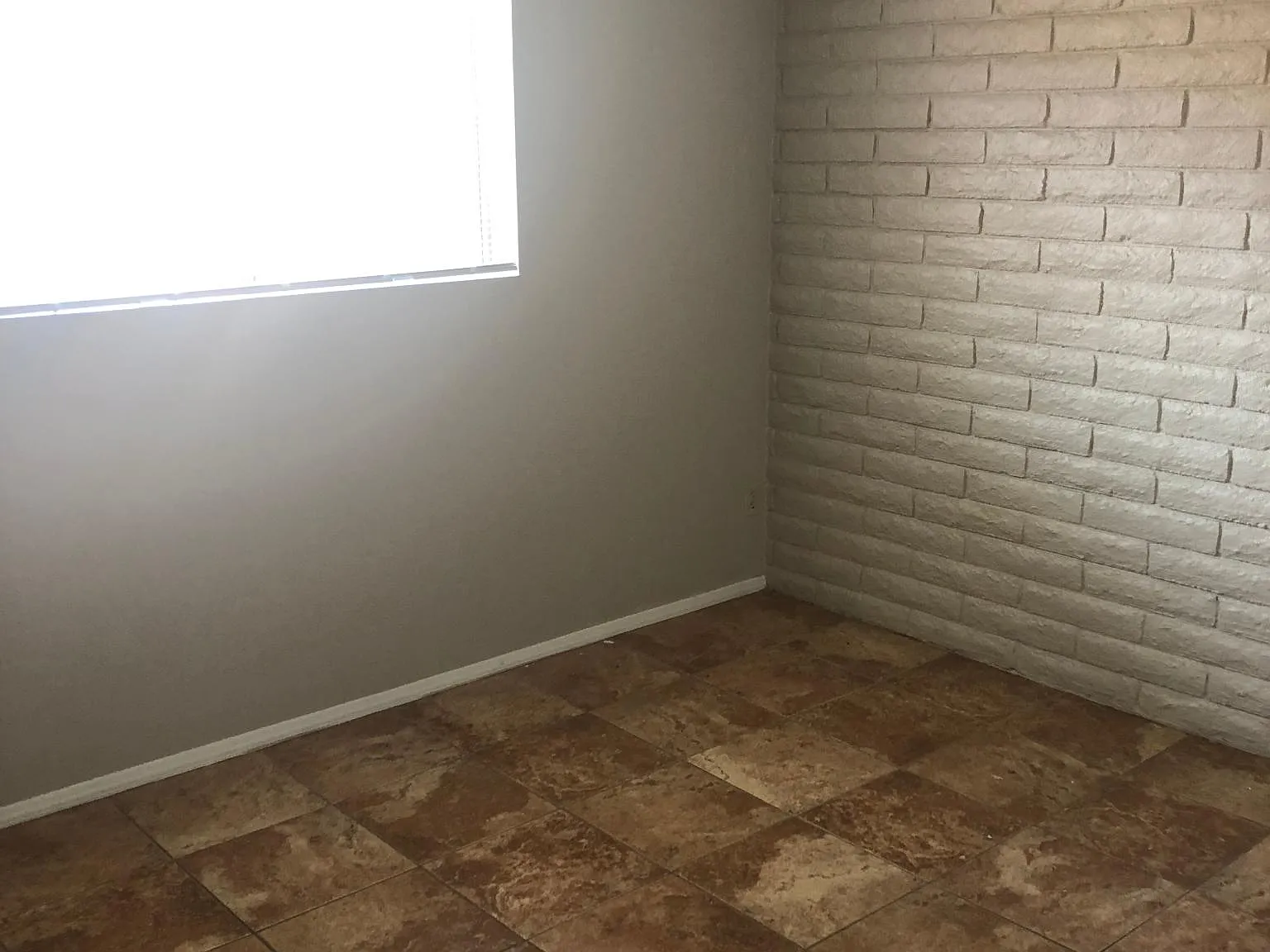 2 bed, 750 sqft, $1,195 — Photo 4