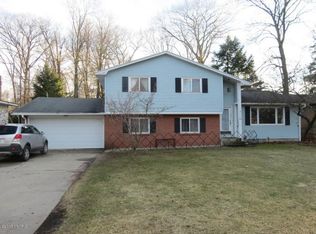 841 Winslow Ct, Muskegon, MI