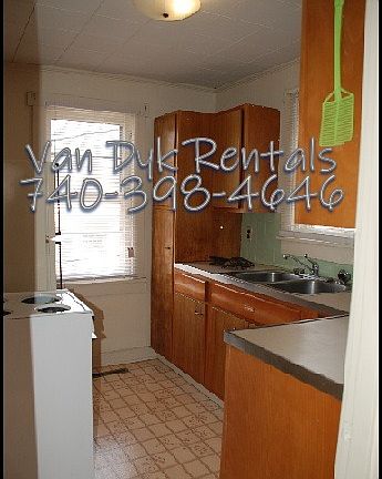 5th image of 207.5 Scammel St