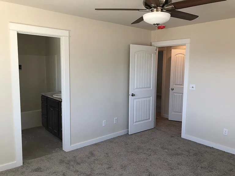 1306 Westwood Cir — Photo 9